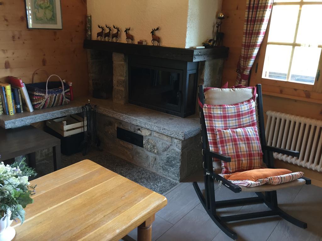 Chalet Charming Grächen Rum bild