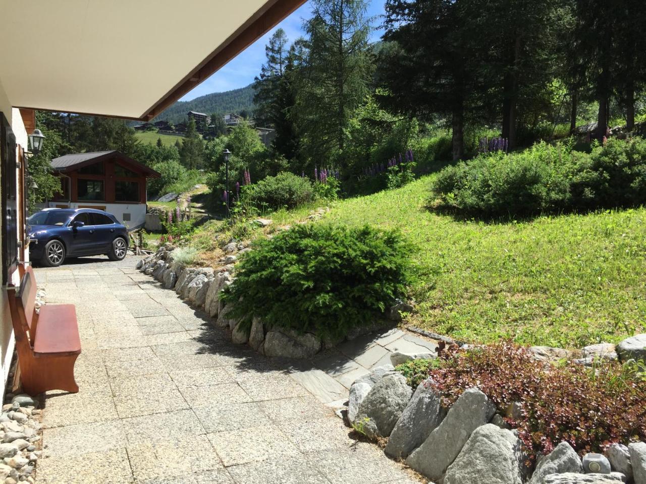 Chalet Charming Grächen Exteriör bild